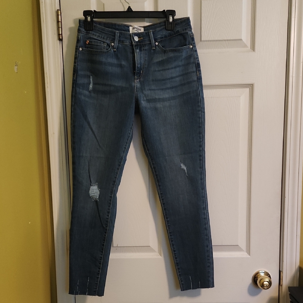 Levi's Women's Dark Blue Skinny Jeans